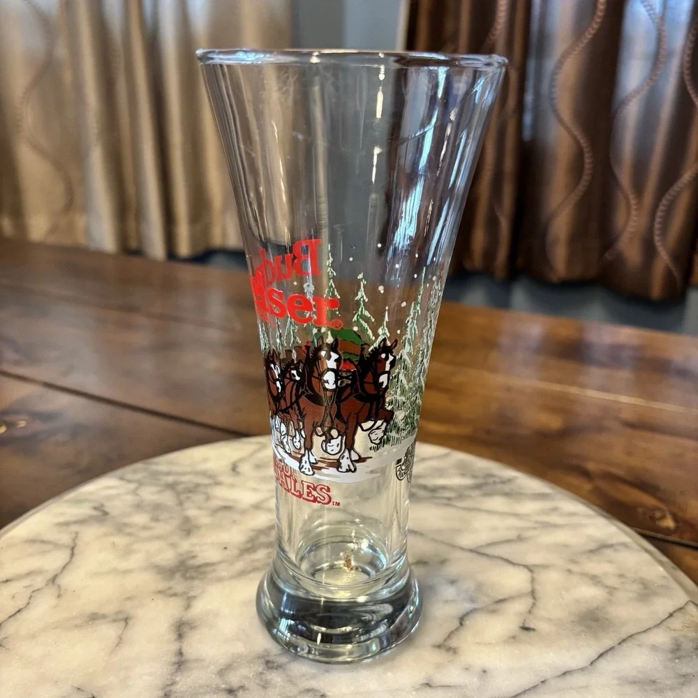 VTG 1992  Budweiser Collectible Tall Flute Pilsner Beer Glass Clydesdale Holiday